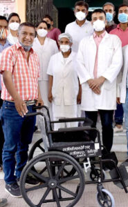 Press-photographer-Dinesh-Gupta-presented-wheelchair-to-PBTs-ENT-department-2-185x300 प्रेस फोटोग्राफर दिनेश गुप्ता ने पीबीएम के ईएनटी विभाग को भेंट की व्हीलचेयर