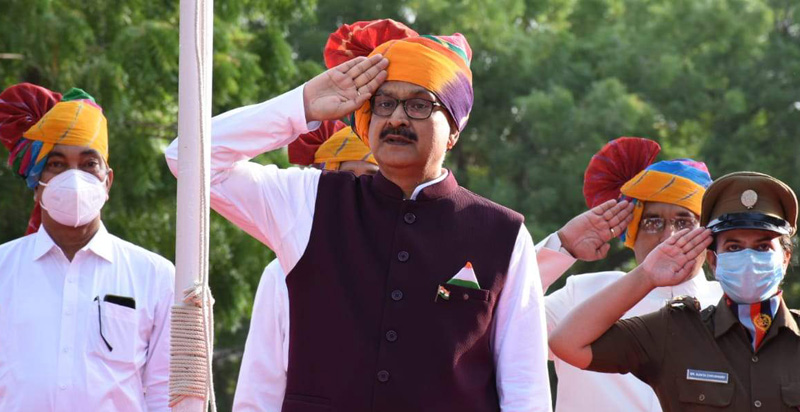 Vice Chancellor of Veterinary University Prof. Satish K. Garg hoisted the flag