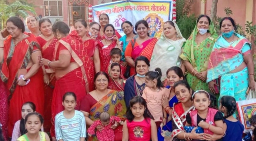 Pushkarna Mahila Mandal did Kanya worship on the foundation day