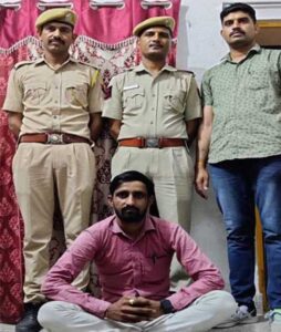 Shyamsundar-Bishnoi-arrested-with-illegal-pistol-and-live-cartridges-254x300 श्‍यामसुन्‍दर बिश्‍नोई अवैध पिस्‍टल व जिन्‍दा कारतूस के साथ गिरफ्तार