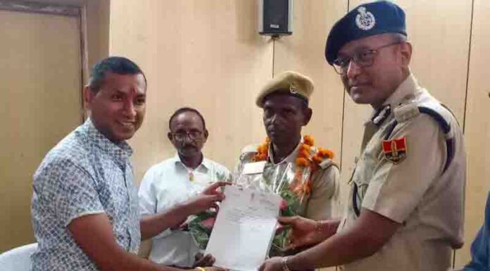 Home Guard's courageous jawan Dinesh Kumar Kumar honored