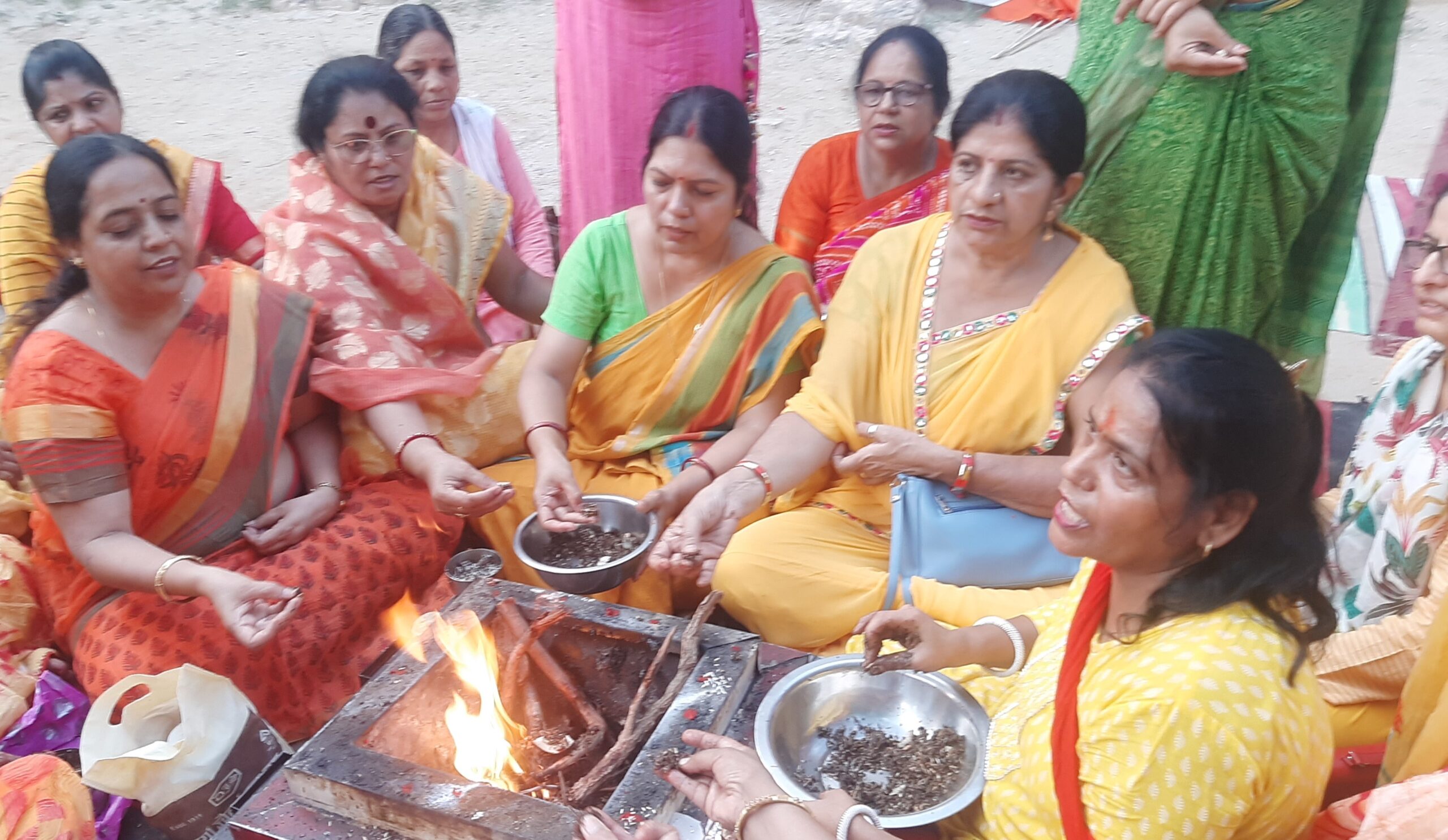 Women Shakti performed Yagya in Maheshwari Bhawan