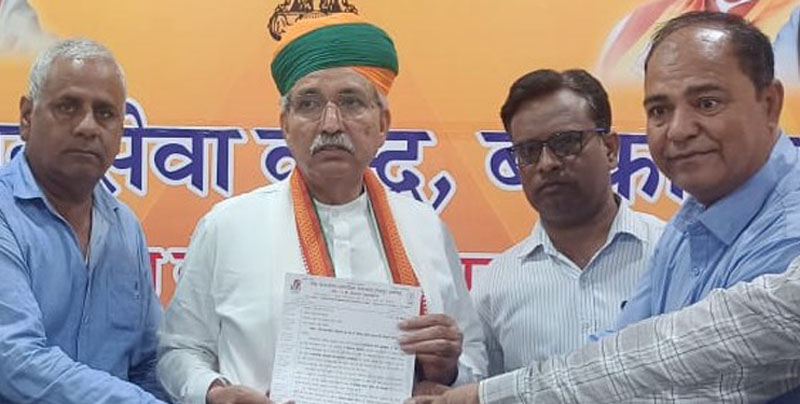 Demand from Union Minister Meghwal to get Portable Aadhaar Center approved