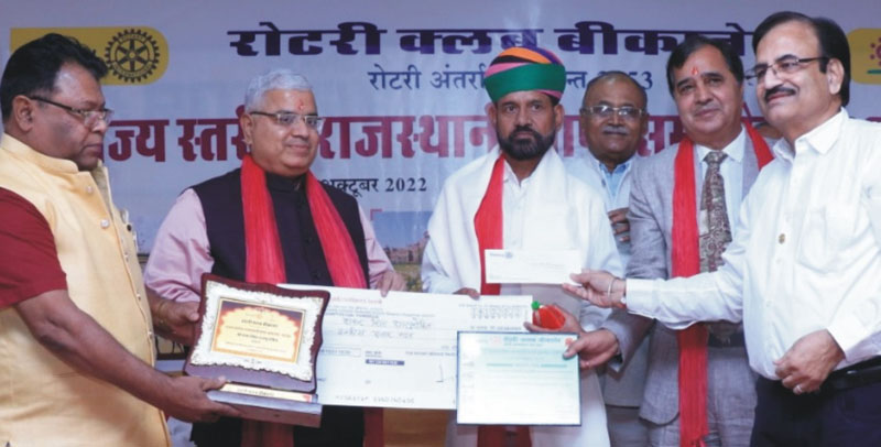 Literary writers Nahar Singh, Shankar Singh and Raju Ram honoured