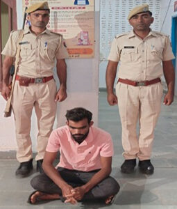 Sunil-Bishnoi-arrested-for-stealing-at-night-1-255x300 रात में चोरी करने का आरोपी सुनील बिश्‍नोई गिरफ्तार