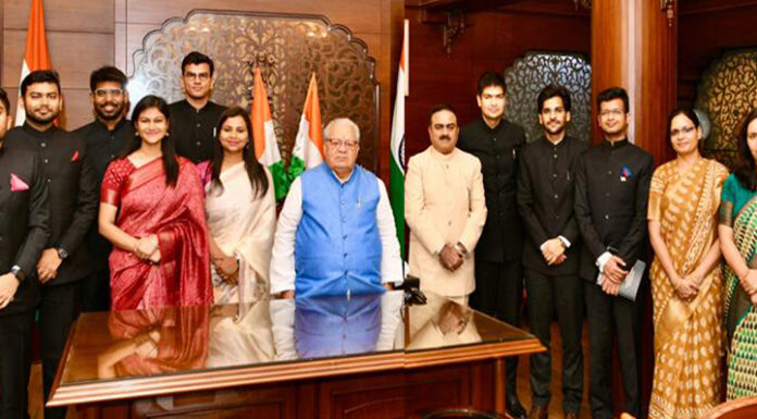 IAS trainees of the year 2022 batch met the Governor