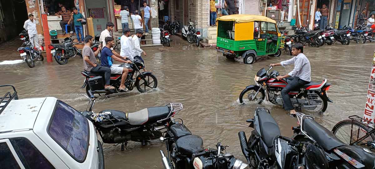 Cyclone Biparjoy - It rained for about half an hour in the city