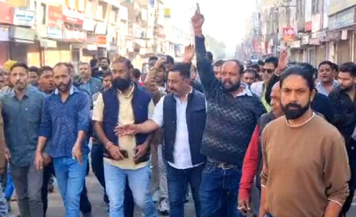 Bikaner remained closed in protest against the murderer, warned to arrest the accused within 24 hours