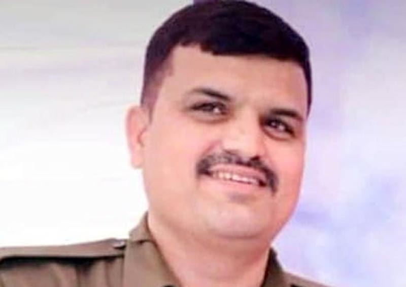 Head constable Shishpal Delu will get the excellent service medal