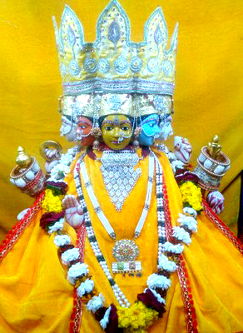 Ritual of inviting 51 thousand pictures of Saraswatiji from 5th February