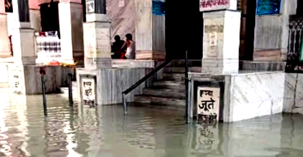 Kapil Sarovar filled with rainwater, ban imposed on going near it