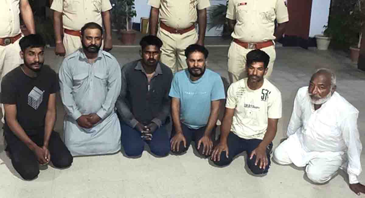 6 Indians arrested for importing illegal heroin from Pakistan