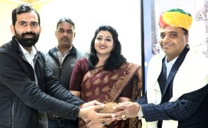 111-300x185 ज्ञान की रक्षा के लिये जरूरी है अभिलेखों की सुरक्षा-डॉ. मेघना शर्मा