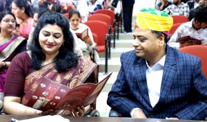 555-300x177 ज्ञान की रक्षा के लिये जरूरी है अभिलेखों की सुरक्षा-डॉ. मेघना शर्मा