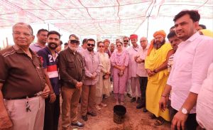 44444-300x183 बीकानेर ने मनाया खेजड़ली उत्सव, जन सहयोग से रौपे 11 हजार खेजड़ी के पौधे